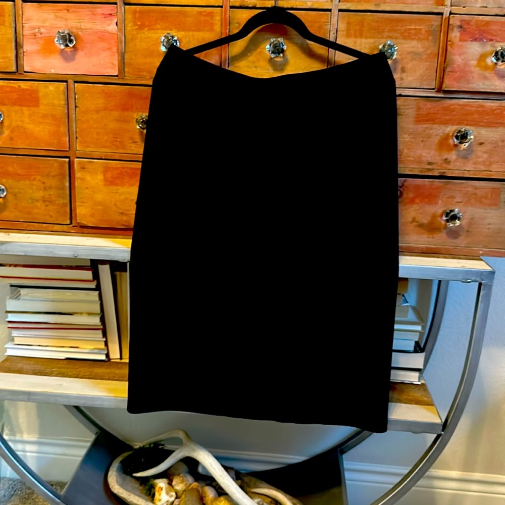 Long black pencil skirt